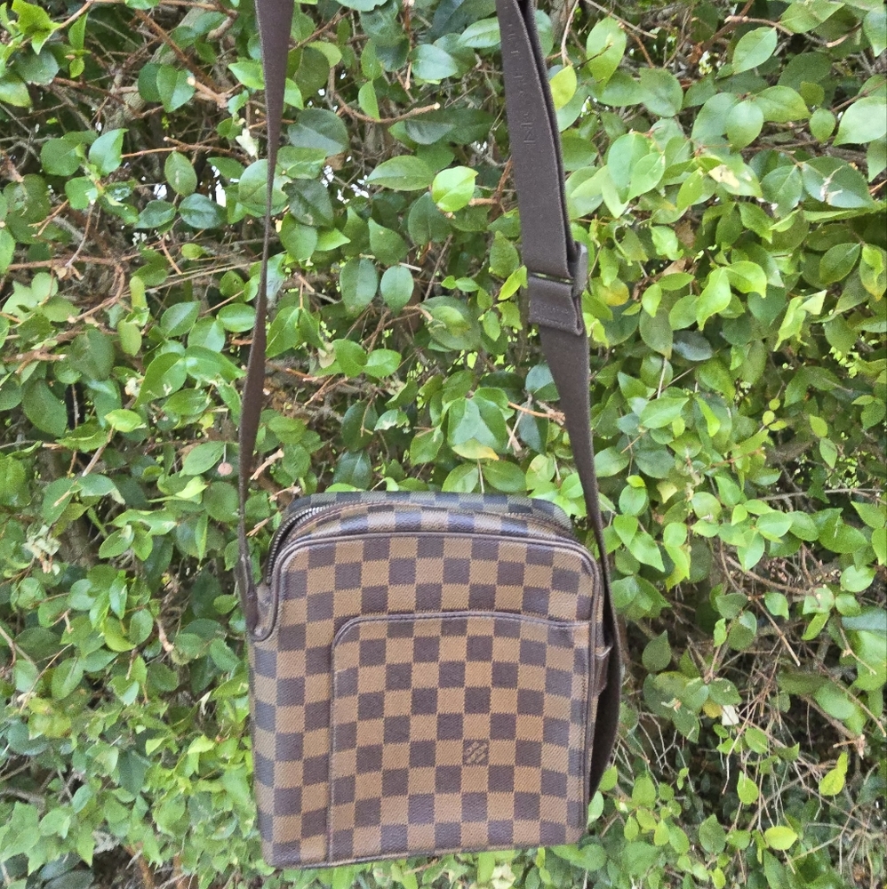 LOUIS VUITTON Olav PM Shoulder Bag Damier Ebene Leather Brown MI14088